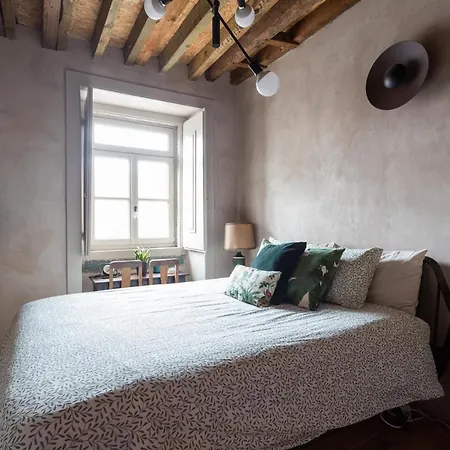 Pensión Portuguese Style Bedroom
